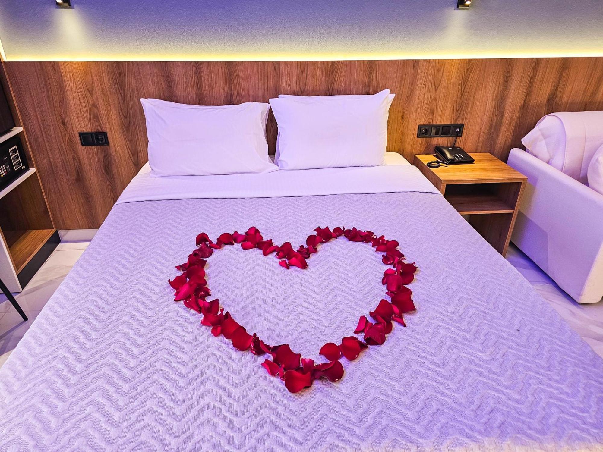 Akteon Girni Hotel ปาราเลียกาเตอรีนิส ภายนอก รูปภาพ